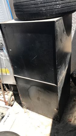 Tools shelf
