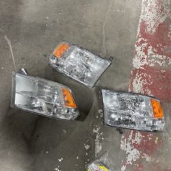 Ram 1500 Oem Headlights 