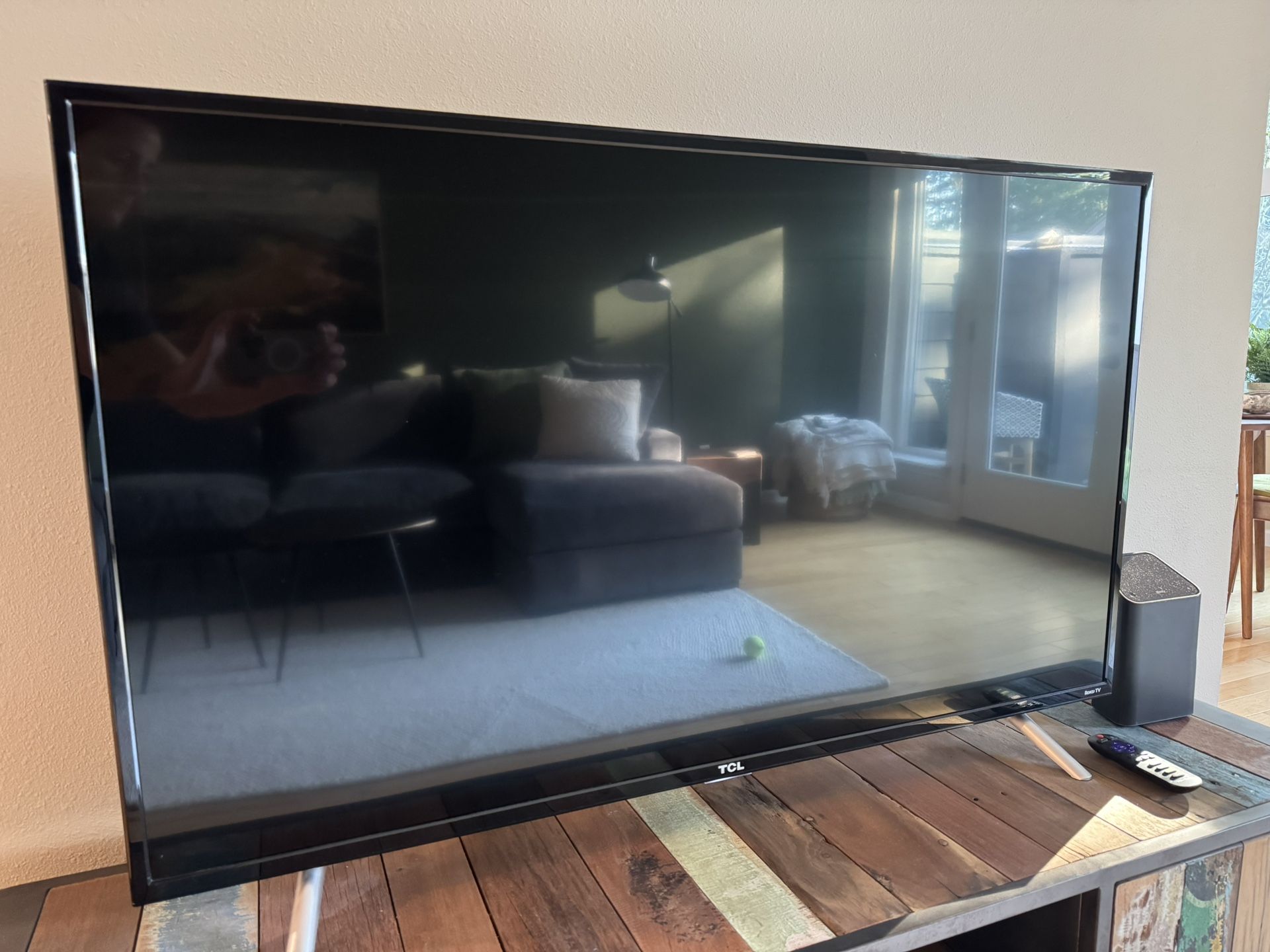 50” TCL Roku TV