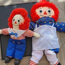 vintage 1980s 1970s Raggedy Ann and Andy plush dolls collectibles