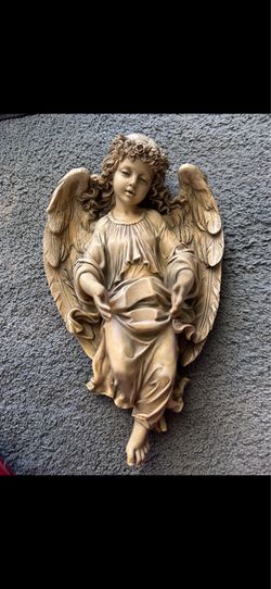 (2) angel wall decor