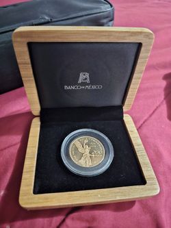 200 Pesos Gold Coin Bicentenario