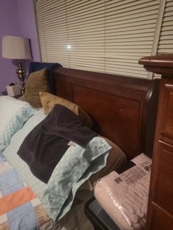 Sleigh  Bed
