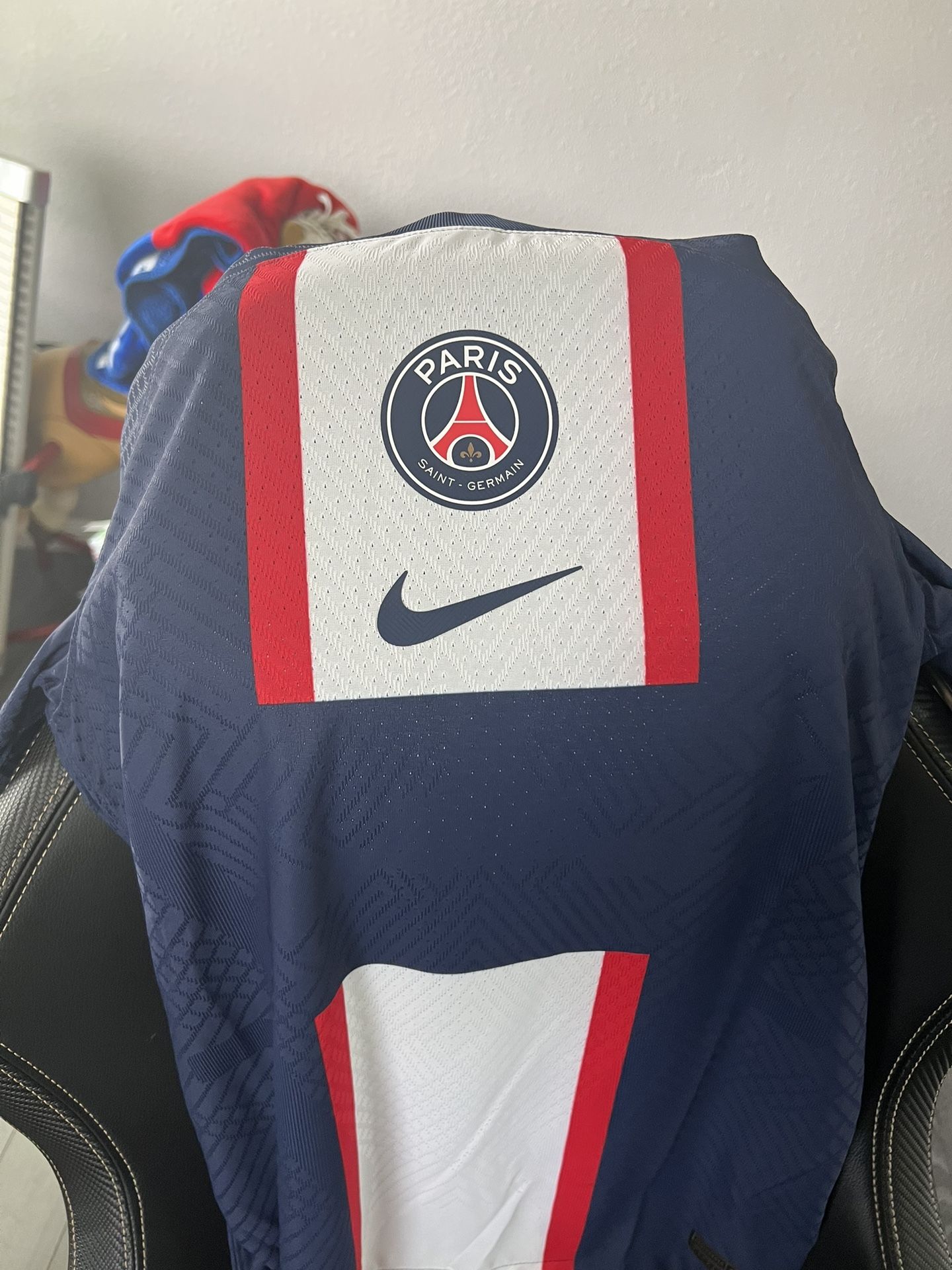 Nike Lionel Messi Paris Saint-Germain Third Jersey 21/22 for Sale in  Pumpkin Center, CA - OfferUp