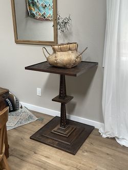 Accent Table/Plant Stand