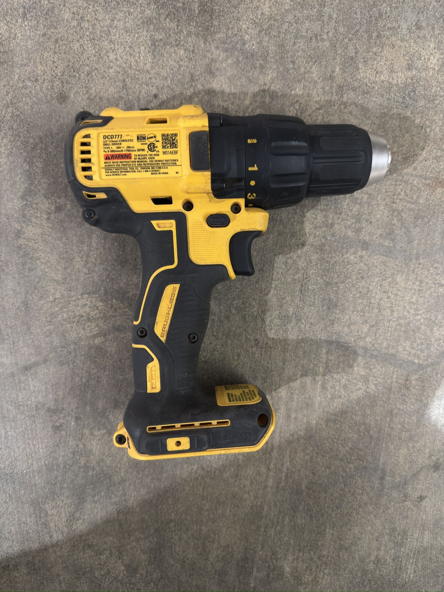Nice DEWALT