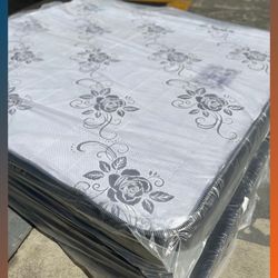 King size mattress / Colchon