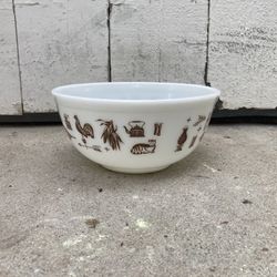 Pyrex Bowl