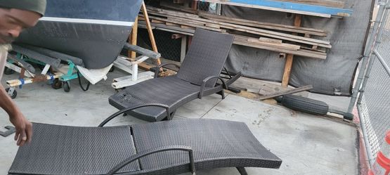 Black Faro Wicker Outdoor Chaise Lounge
