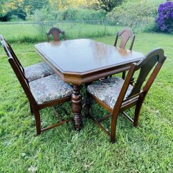 Dinning Table and Chairs