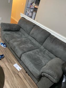 Couches, washer, dryer, coffee table