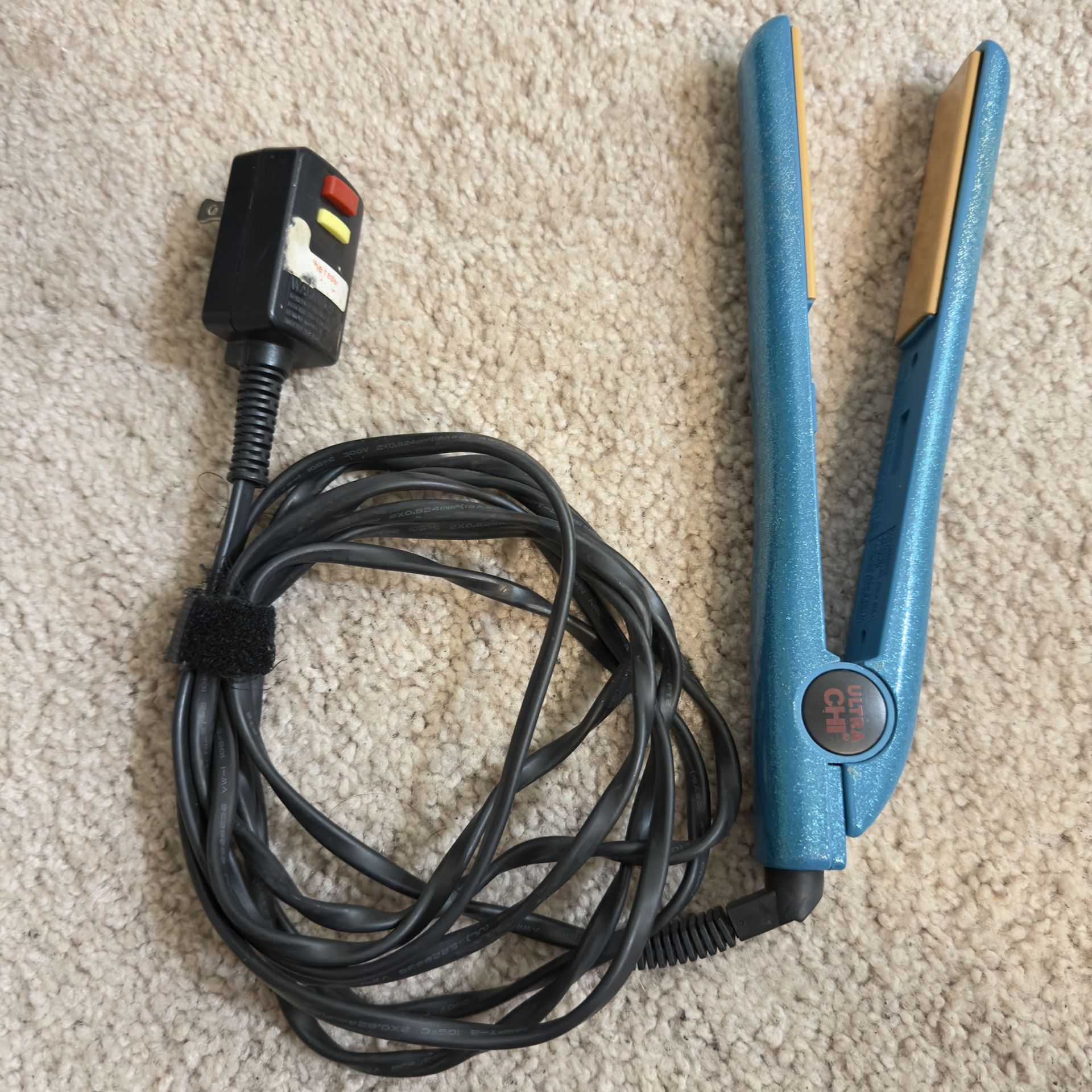 Ultra CHI   Hair Straightener Flat Iron 