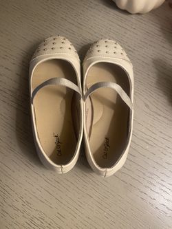 Girl Flats