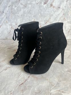 Wild Diva Berlin Black Lace up Boot heels size 5.5