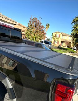 Bak flip bed cover 2022 gmc sierra 2500 HD bed cover