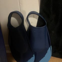 Kicks Fins. 13-14