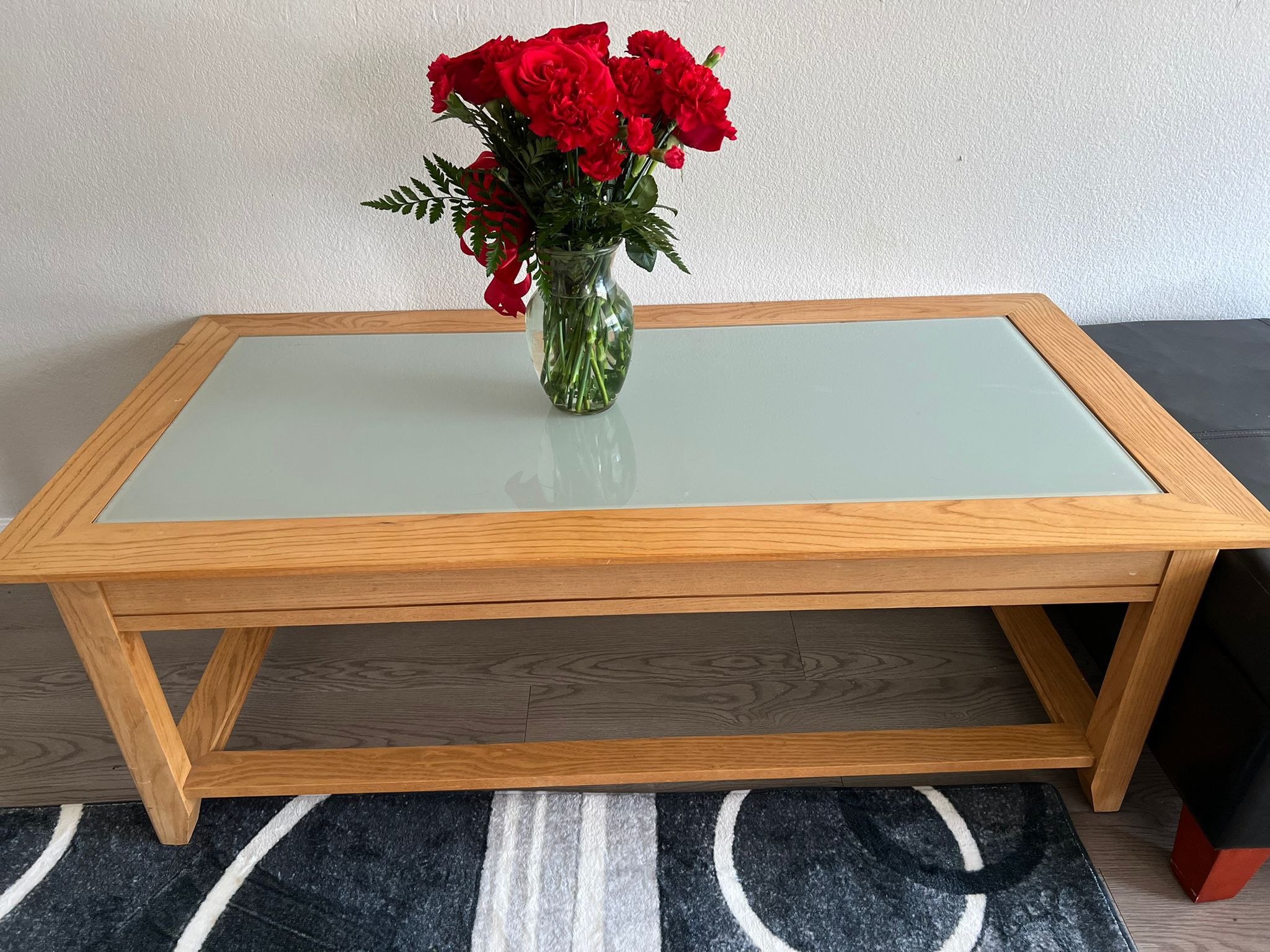 COFFEE TABLE FOR SALE!! NEED TO GO ASAP
