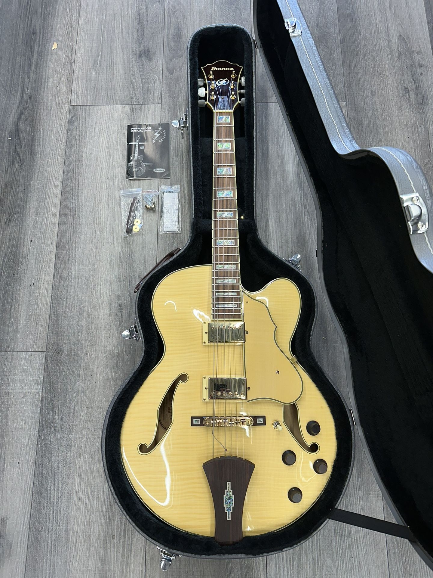 Ibanez AF105-NT カスタム Ibanez AF105 NT フルアコ ギター Ibanez