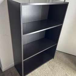 Bookcase With Shelves 