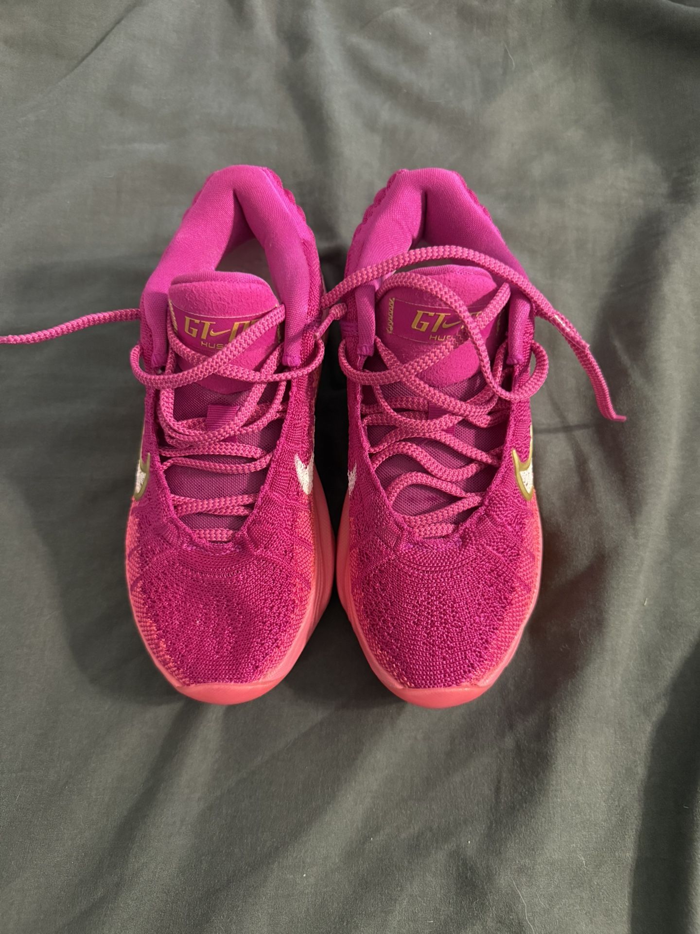 Women’s Nike Air Zoom Gt Hustle 3’ hyper’ Pink Size 5.5