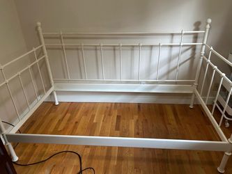 Day bed