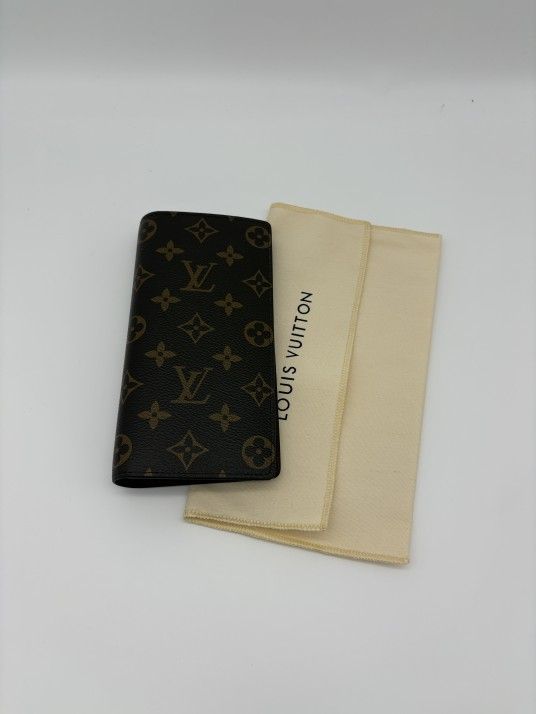 Louis Vuitton Leather Wallet