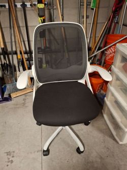 Computer chair