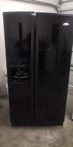 Whirlpool Refrigerator side by side