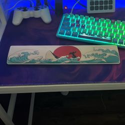 Wrist Rest. Whale