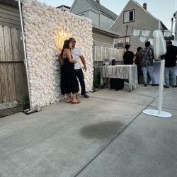 Photobooth and Flower Wall!