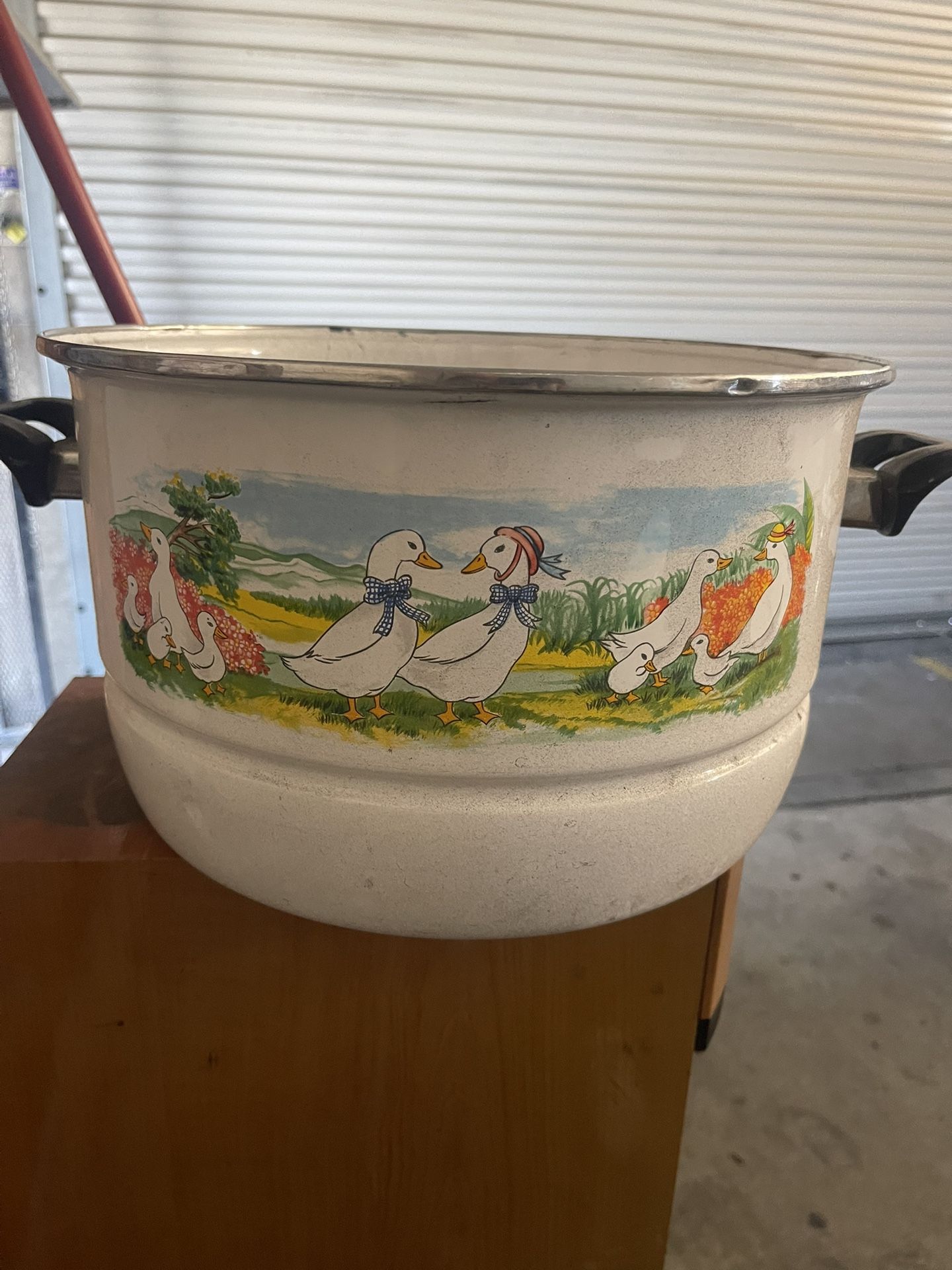 Vintage Duck Stock Pot For Cooking