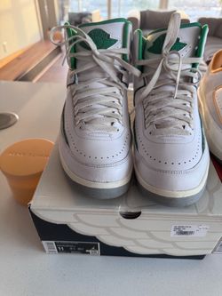 Men’s Jordan 2 Sneaker Size 11 Green