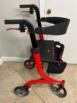 Drive F-22 Upright Walker Rollator w/ Seat – Like New Andador Upright Drive F-22 con Asiento – Como Nuevo
