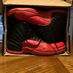 Air Jordan 12 Retro (flu Game) Size 11 