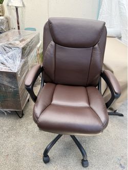 Comfortable desk Chair