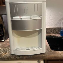 Water Dispenser