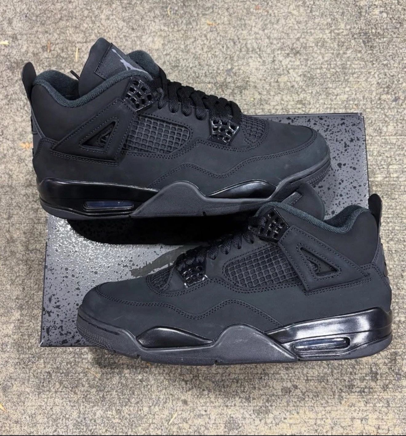 Jordan 4 Black Cat