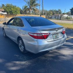 Toyota Camry 2016