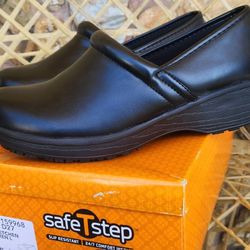 Safetstep Shoes Safetstep Gretchen Black Clog Womens size 8w