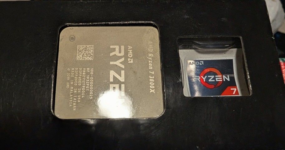 Zen 2 Ryzen 7 3800X CPU