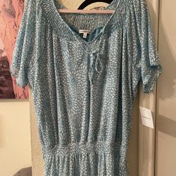 Croft & Barrow Women’s Light Blue Floral Blouse size medium NEW