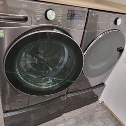 LG ThinQ Washer & Dryer - with Pedestals