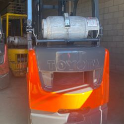 FORKLIFTS