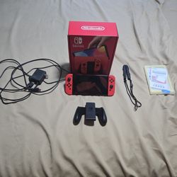 Nintendo Switch OLED mario red edition (CIB, slightly used, comes with SD Card, Screen Protectors)