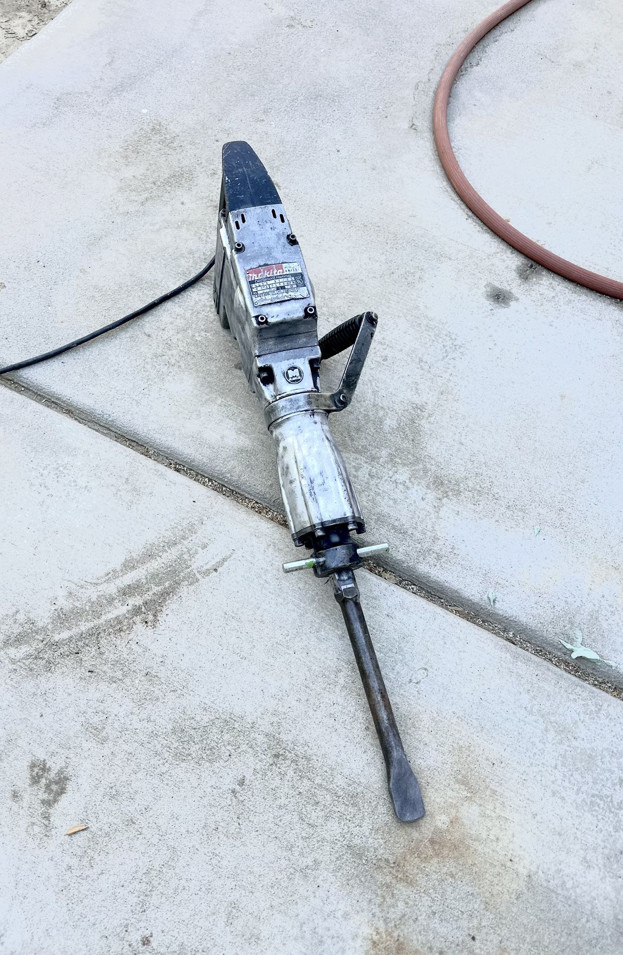 Makita Demolition Hammer HM1301 for Sale in Cathedral City, CA - OfferUp