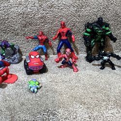Marvel lot of 12 Spiderman figures motorcycle spider and friends Green Goblin