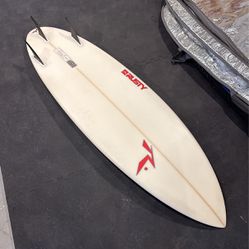 Rusty Slayer 5’10” Surfboard - Excellent Condition!