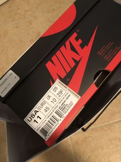 Jordan 1 Crimson Neutral Grey. Size 11. NEGOTIABLE