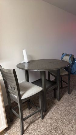 Great 2 person table