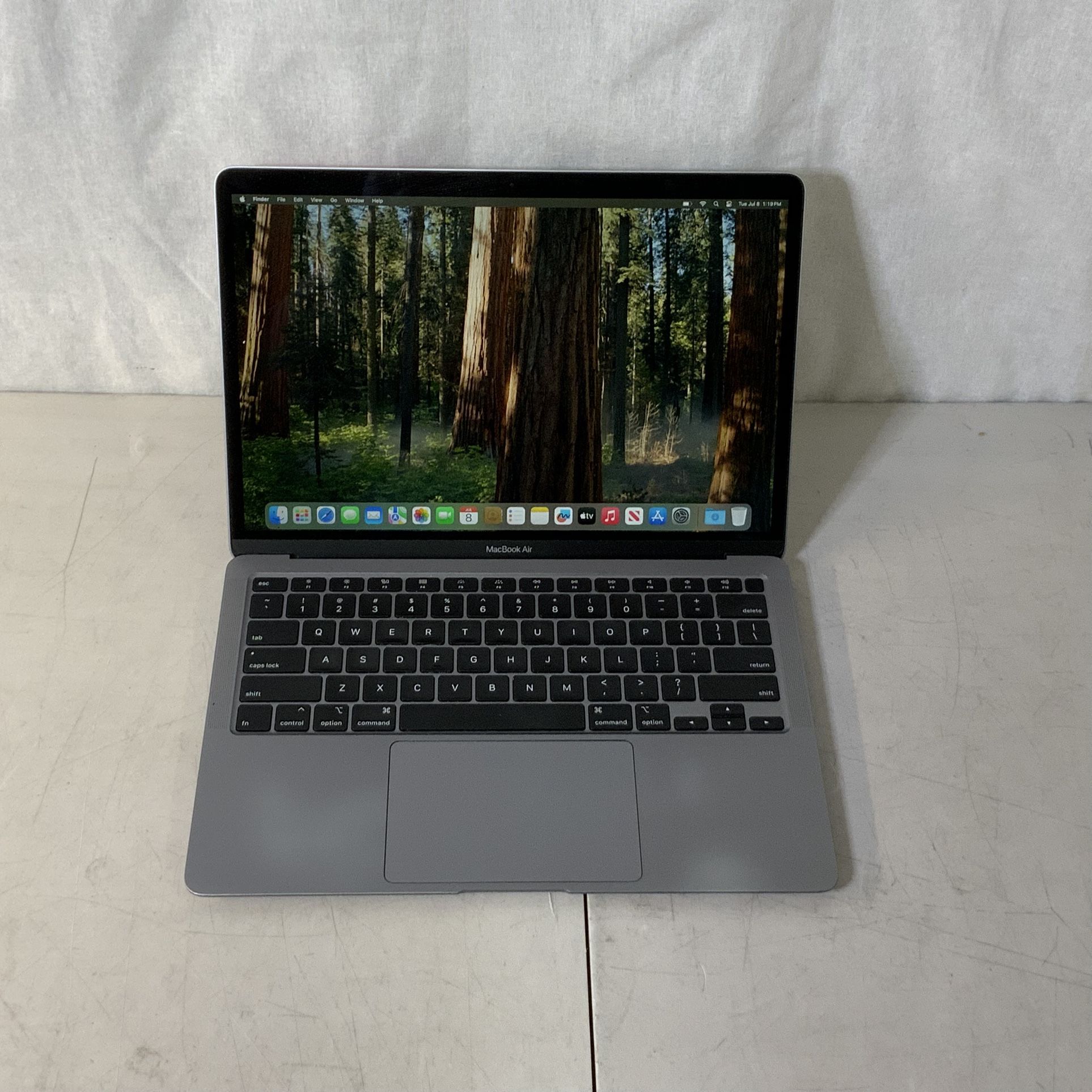 Apple MacBook Air 13 Inch, 2020, Intel i5, 8GB Ram, 250GB SSD, Sequoia OS, A2179, Tested And Working
